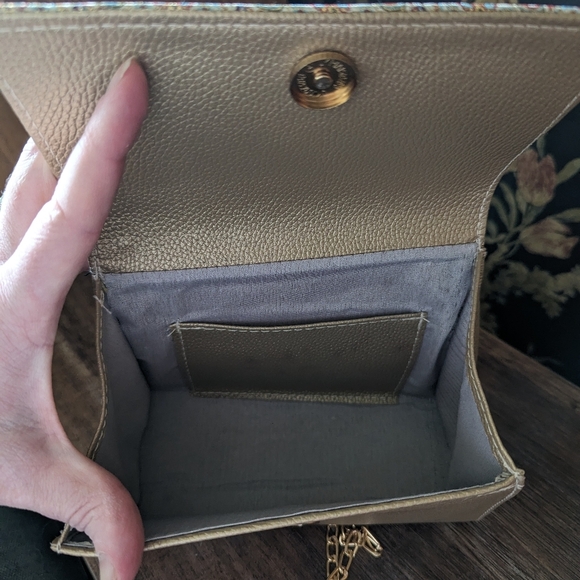 Vintage Turkish Rug Inspired Mini Crossbody Gold Chain Handbag Golden Pastel - Picture 3 of 8